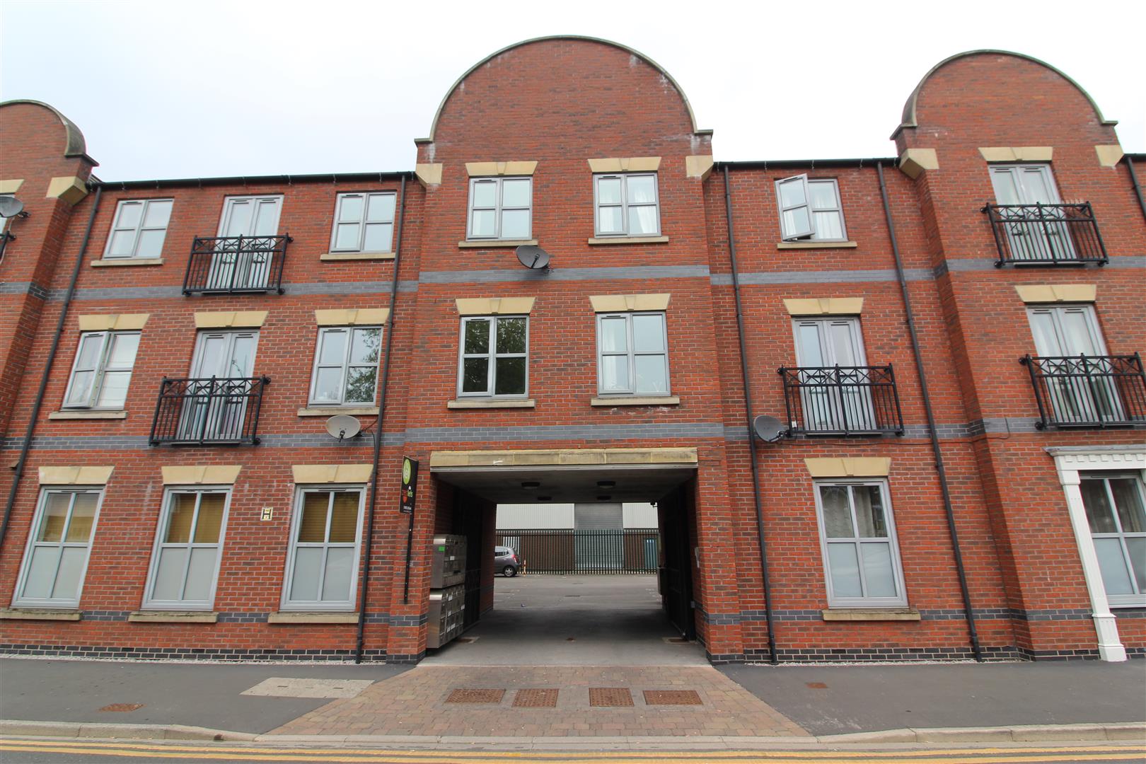 Property & Houses for Sale & Let in Hull Symonds & Greenham